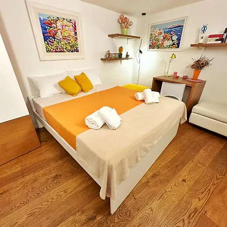 Casa Venezia San Nicola *